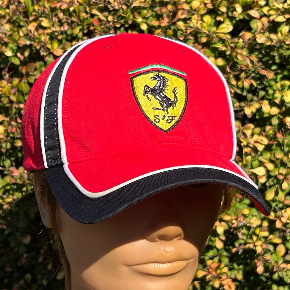 Vintage 2000 Ferrari 🏎️ F1 Team Racing Strapback Hat Cap Y2K Scuderia